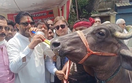 #JhansiProtest #PowerCrisis #PradeepJainAditya #ElectricityShortage #BhainsKeAageBeen