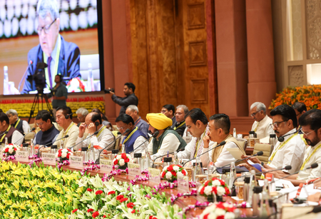 #PunjabWaterCrisis #BhagwantMann #SYLCanalDispute #NITIAayogMeeting #YamunaWaterRights