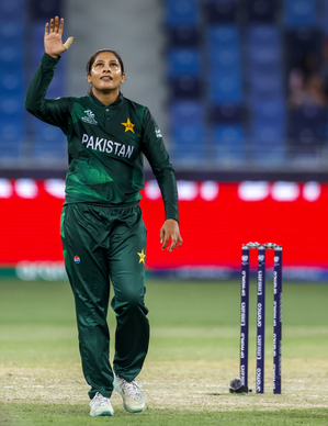 #SadiaIqbal #ICCRankings #T20IBowling #WomensCricket #PakistanCricket #SophieEcclestone