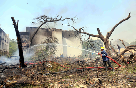 #AirIndiaCrash #AhmedabadCrash #PlaneAccident #AirIndia #EmergencyRescue #BreakingNews