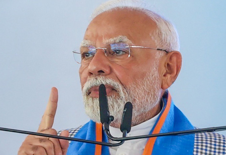 #MadeInIndia #BiharRising #ViksitBharat #PMModi #Siwan #MadhouraFactory #TrainEngines #AfricaExports #DoubleEngineSarkar #BiharDevelopment #AtmanirbharBihar